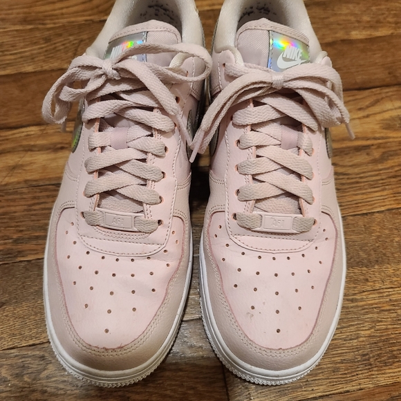 Sold - Picture 3 of 8